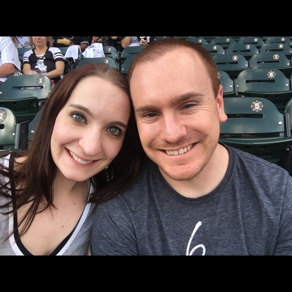 Like To Bookmark My Closet! - Picture 3 of 4